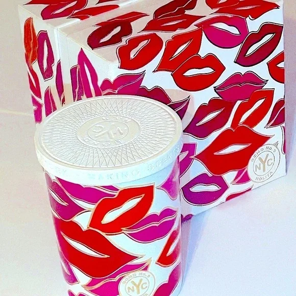 Bond No. 9 Nolita Candle Pink Lips Gift Box Ceramic Jar Empty Collectible Set - Picture 14 of 14